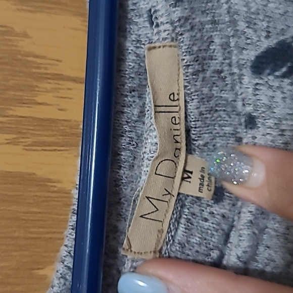 Grey M Feather light sweater - Picture 2 of 3